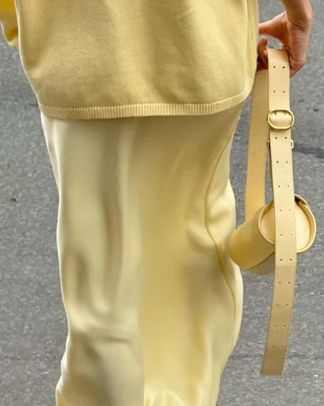 Amarillo mantequilla, el color de la temporada